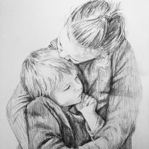 Sorella e fratello si coccolano, disegno di ritratto in grafite - Stampa artistica n. 50 di Kerstin Fletcher