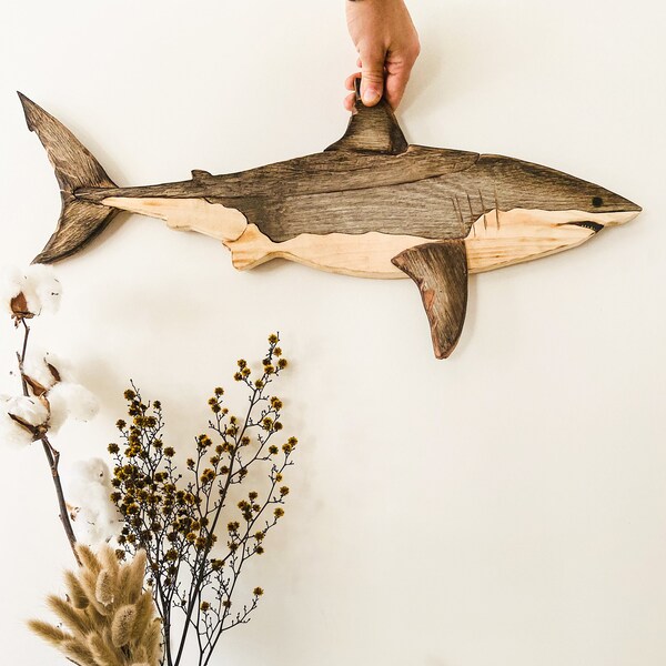 Wood Art / Reclaimed Wood / Timber Shark / Sculpture / Wood Décor / Recycled Wood / Home Décor / Ocean Art / Sustainable Handmade Sculpture