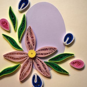 Tarjeta con huevo de Pascua en filigrana, tarjetas de Pascua hechas a mano, tarjeta de felicitación de primavera, tarjeta con flores en filigrana, tarjeta de felicitación floral