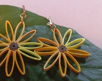 Orecchino pendente a forma di girasole in argento sterling