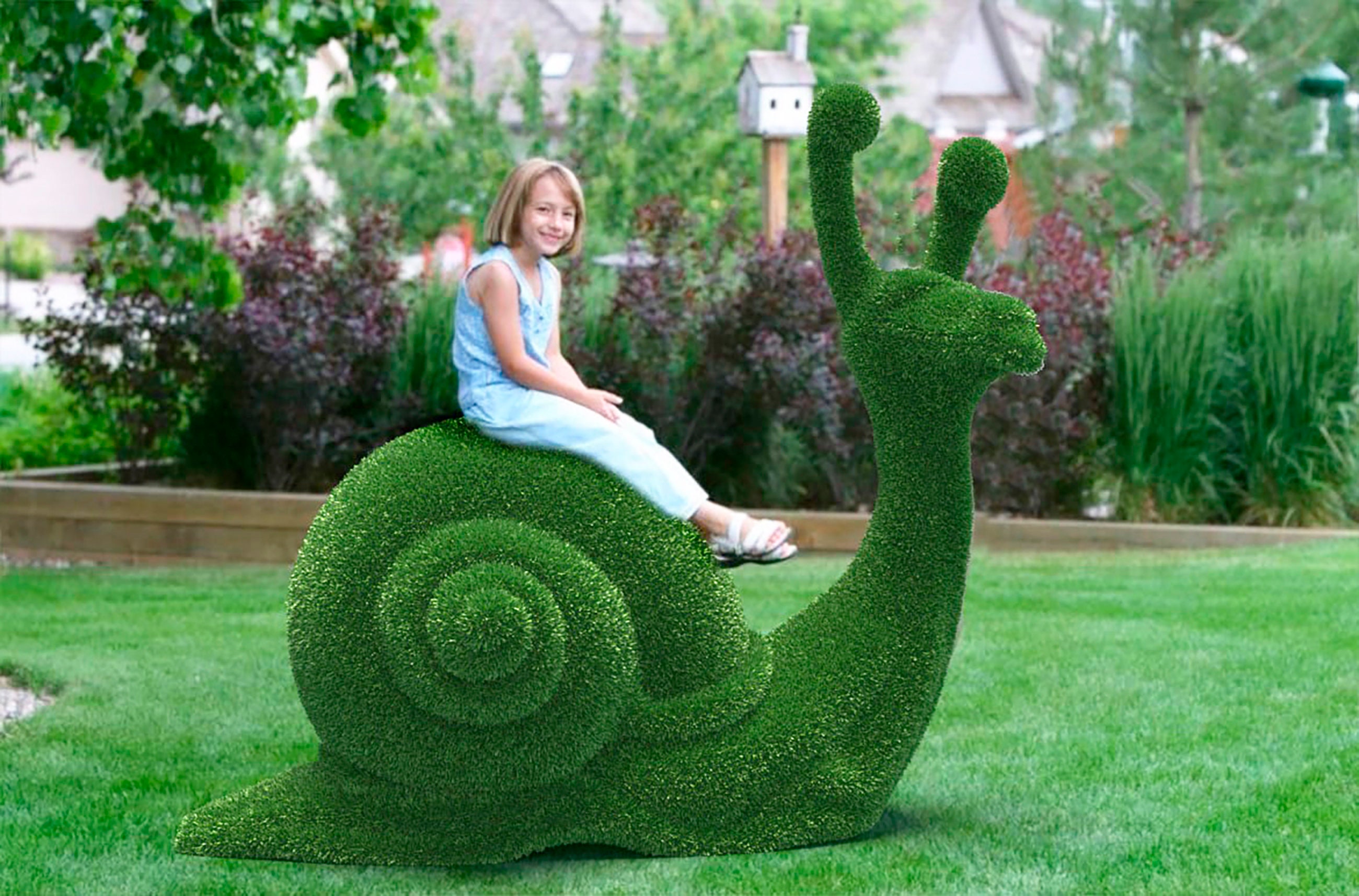Outdoor Animal Snail Topiary Green Figures Landscaping Sculpture 70 Covered  in Artificial Grass Great for Home, Gardens or Business 