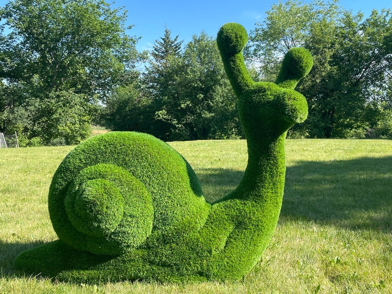Outdoor Animal Snail Topiary Green Figures Landscaping Sculpture 70 covered in Artificial Grass great for Home, Gardens or Business 画像 5