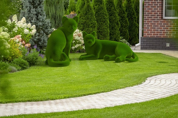 Faux Grass Cat Garden and Yard Decoration Topiary: Outdoor Garden