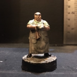 Hand painted reaper miniatures townspeople barman dungeons and dragons