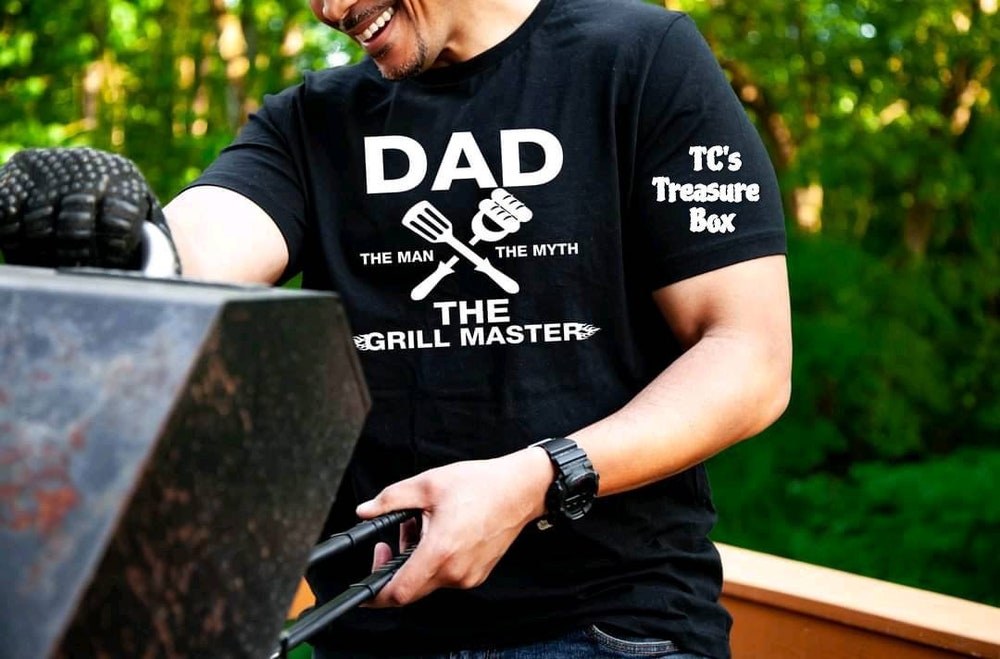 Father'S Day Shirt, Grillmaster Tee, Father'S Day T-Shirt, Father'S Day Apron, Dad Apron, Dad Graphic Tee, Father'S Day Gift, Grill Master Peckshirt Style