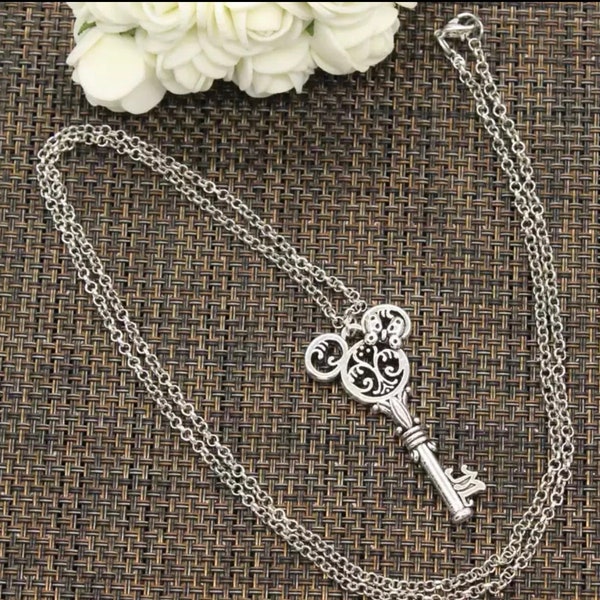 New Fashion Tibetan Silver Pendant vintage mouse key Choker Charm Short Long DIY Necklace Factory Price Handmade jewelry