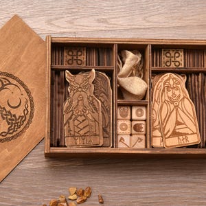 Orlog Norse: Full Dice Board Game Set, Viking RPG wooden Gift