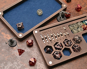 Cadeau D&D pour lui, cadeau Dungeon Master, mini boîte à dés avec tracker, rangement pour dés RPG, accessoires D&D personnalisés, étui à dés de voyage.