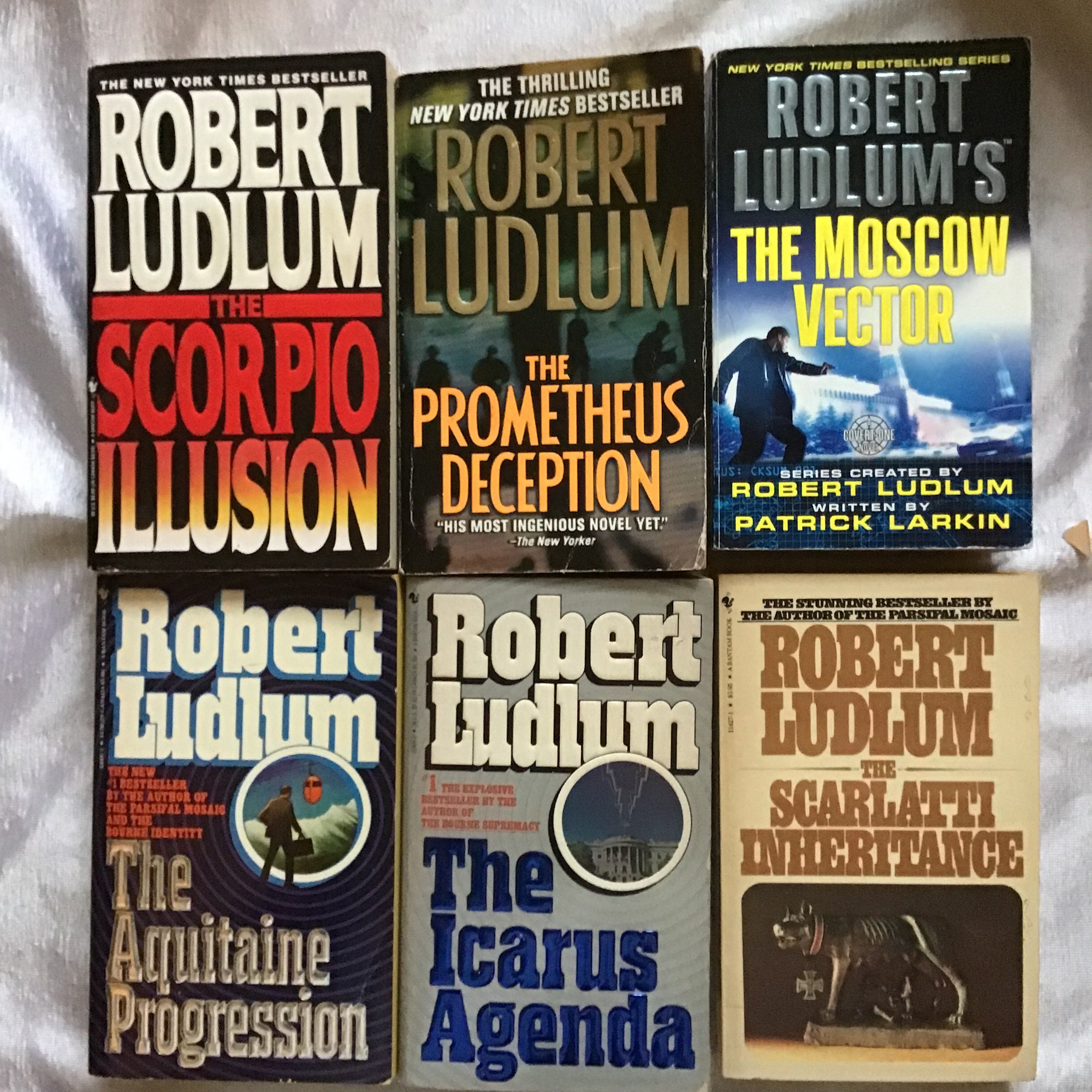 Robert Ludlum 小説セット 9冊 Robert Ludlum 小説セット 9冊