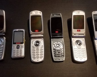 Sharp GX10,GX15,GX20,GX25,GX30,V902 3G Vintage collectible cell phones,Sharp mobile phone,Sharp retro phones,flip phones,collectible phones