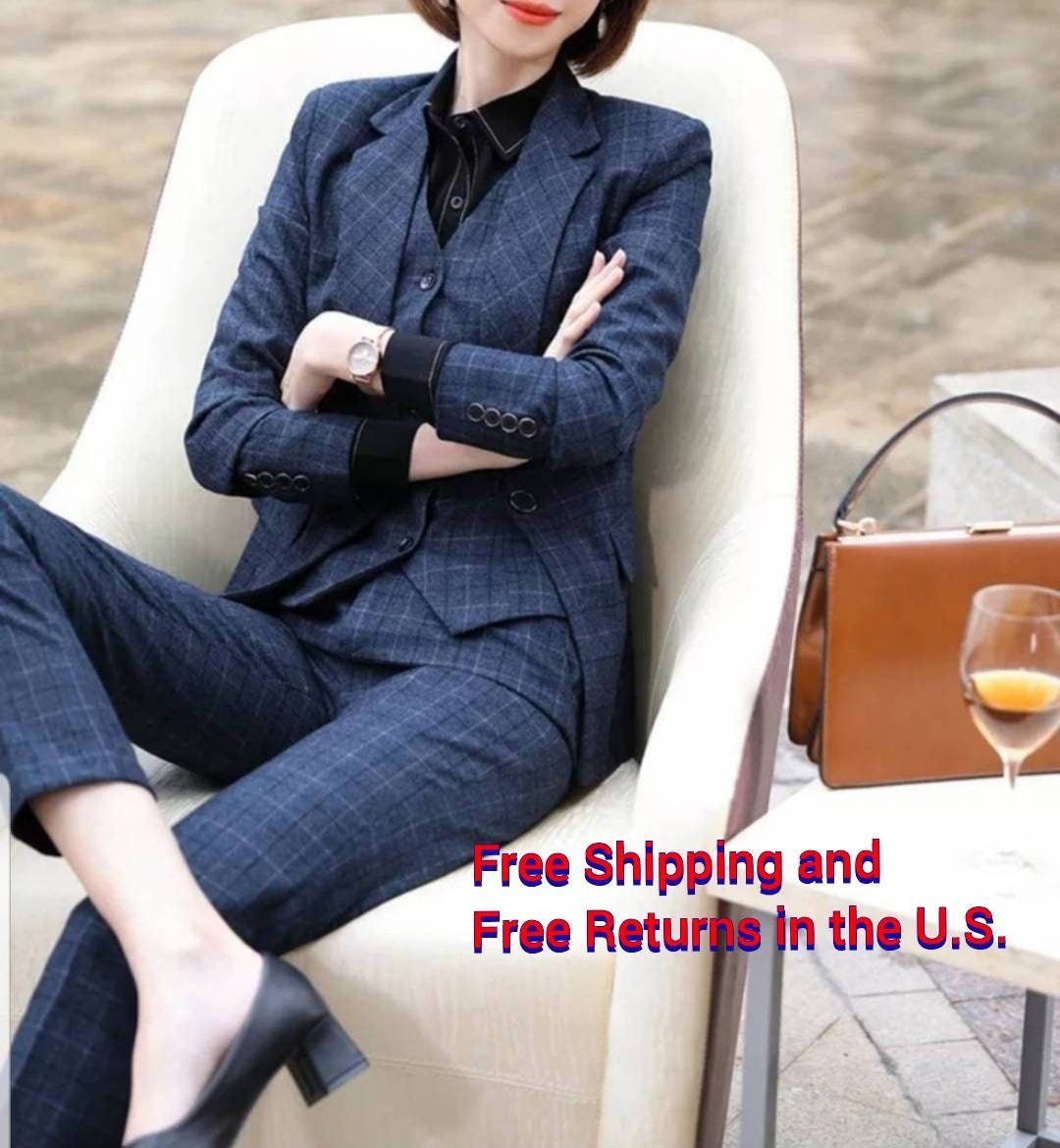 Classic Navy Blue Womens Suit, Office Women 3 Piece Suit With Slim Fit  Pants, Buttoned Vest and Blazer Smart Casual, Office Wear for Women 