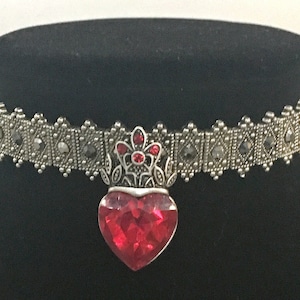 Heart Choker, Custom Fitted