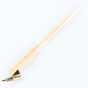 PISZ handmade wooden oblique calligraphy pen holder. For copperplate, spencerian, modern, ornamental penmanship penholder lacquered
