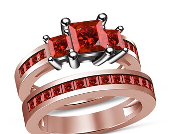 Gemstar Jewellery 18K Yellow Gold Plated Round /& Princess Shape Green Emerald Joker Harley Quinn Ring