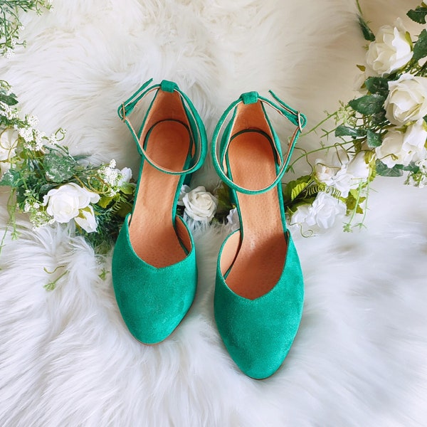 Hochzeitskleid-Knöchelriemen-Pumps in Teal-Grün, Damen-Mid-Heels, farbige Zeremonie-Block-Fersen, Damen-Mid-Heels, V-Schnitt-Sandalen mit geschlossener Kappe