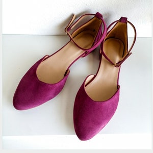 Fuchsia pointed toe best sale flats