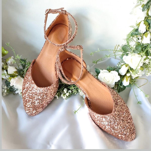 Chaussures de mariage en or rose, chaussures plates scintillantes à bout pointu avec bride à la cheville, chaussures pour robe de mariée, escarpins pour événement unique, journée parfaite, chaussures pour mariées