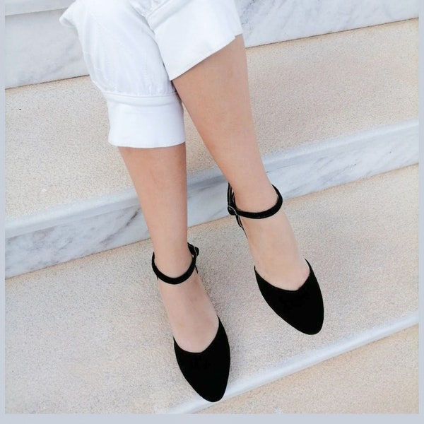 Women's Closed-toe Sandals, Pointy Toe Shoes, V Cut Front, Black Suede Flat Shoes, Ankle Strap Ballerinas Shoes, High-Quality Stylish Shoes