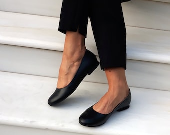 Dress Shoes Ballet Flats Ballerina Women Shoes 100% Real Leather Lambskin  Cap Toe Ballerina Luxury Designer Loafer Size 35 42 Wedding Party Black  With Box Dust Bag From Luxuryfinds, $44.88