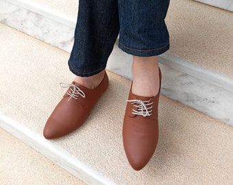 Brown Leather Oxfords, Chestnut Brown Oxford Shoes, Leather Flat Women Shoes, Lace-up, Formal Shoes, Flat Oxfords, Closed Toe Pointy Flats