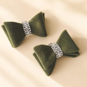 Sage Green Velvet Rhinestone Shoe Clips, Crystal Embellished Bow Accessory, Elegant Detachable Flat Heel Clip On, Bridal Wedding Pair