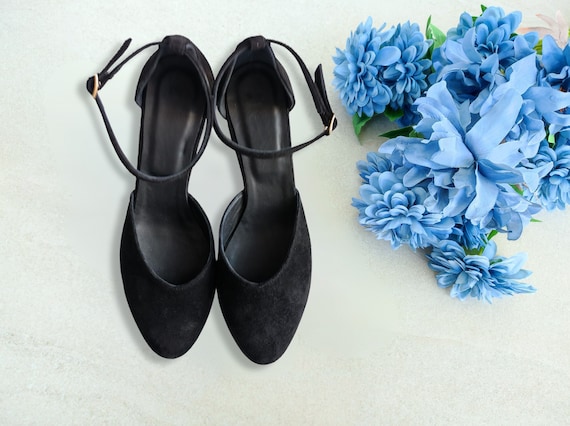 Block heel pumps with ankle strap hotsell