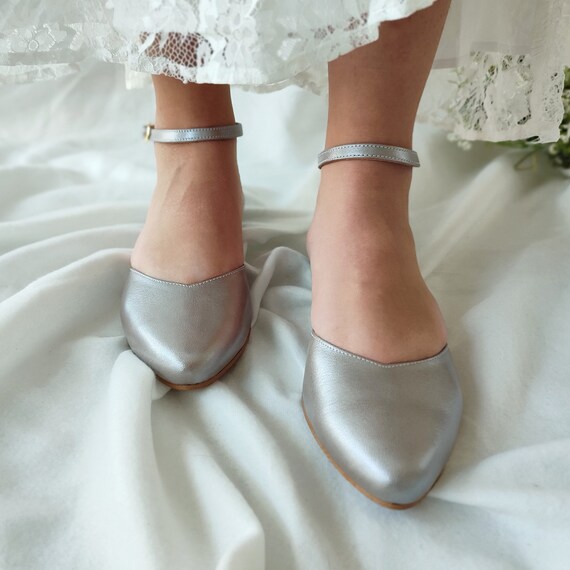 Metallic hotsell wedding shoes