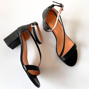 Handmade Black Leather Heeled Sandals, Block Heel Dress Shoes, Custom Bridesmaid Gift, Wedding Guest Shoes, Minimalist Party Sandals