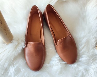 Ladies Leather Loafers, Rounded Toe, Totally Brown Flat Shoes, Customized Chic Business Shoes, Women's Cocktail Dress Shoes, Elegant Look