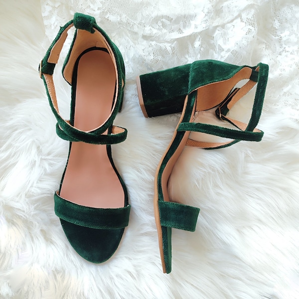 Cross-front Strap Bridal Shoes in Dark Green Velvet, Open-to Block Heels, Green Wedding Consept, Forest Green Women's Sandals, Event Shoes