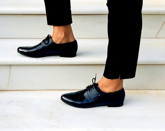 Chaussures en cuir oxford noires, chaussures pour femmes faites main, chaussures plates, chaussures à cravate