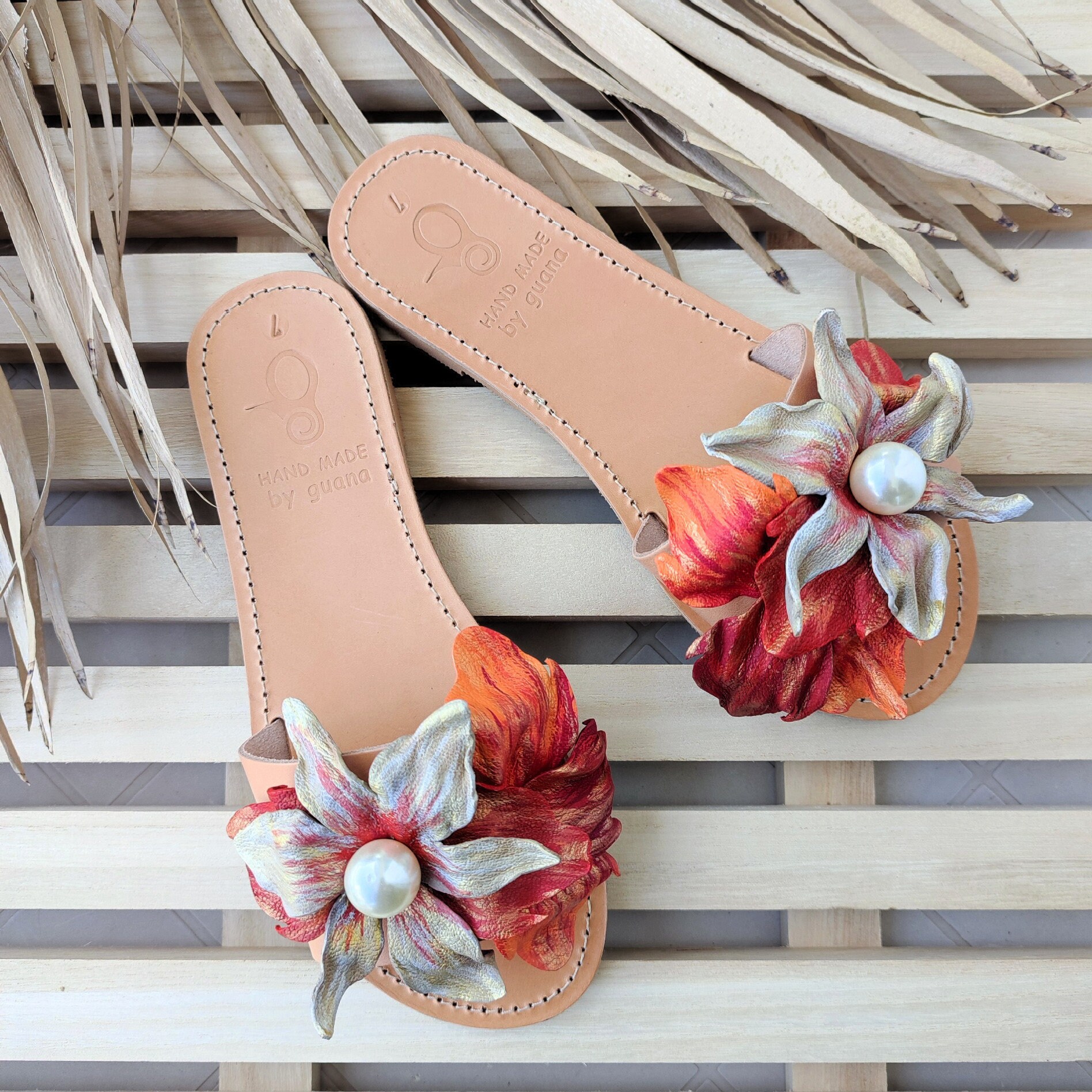 【関税込み】Flower Sandals - Carel - Leather - Orange Flower - Orange leather platform mules | Carel Paris
