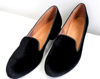 Ladies Velvet Loafers, Elegant Slip-On Shoes, Rounded Toe, Total Black Flat Shoes, Handmade Modern Office Shoes, Women's Black Dress Shoes