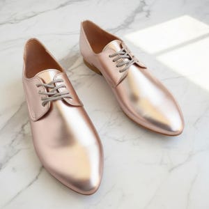 chinese dress ladies Gold - Slip On Shoes for Women main image 1