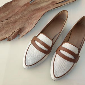 Women's Casual Loafers, Dark Blue Denim With Brown Leather Trim, Comfy Pointed Toe Flats, Elegant Slip-on Moccasins, Versatile Fashion Shoes image 9
