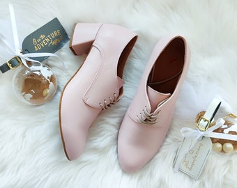 Blush Leather Block Heel Oxfords, Retro Wedding Theme, Pink Gown Pointed-toe Shoes, Bridal Dreamy Tie Up Pumps, Light Rose Evening Pumps