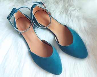 Emerald Green Flats, Bridal Shoes, Leather Ankle Strap, Leather Closed-toe Sandals, Low Heel Bridal Ballerinas, Customized Emerald Pumps