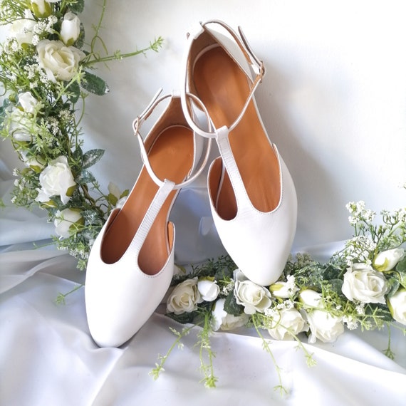 Verkeerd distillatie kapitalisme Buy Vintage Wedding Ballerinas Retro Style Pointed Toe Shoes Online in  India - Etsy