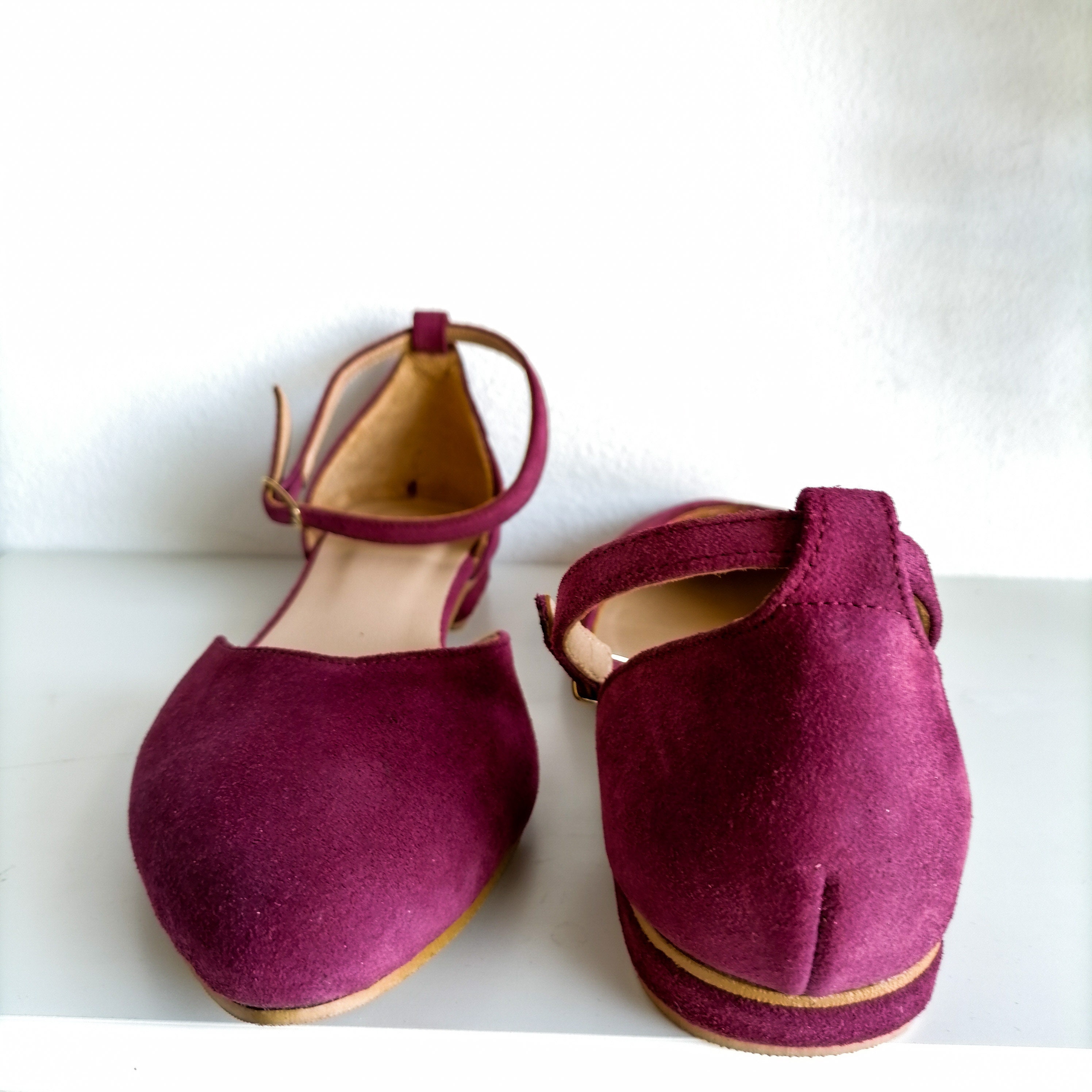 fuchsia pointed toe flats