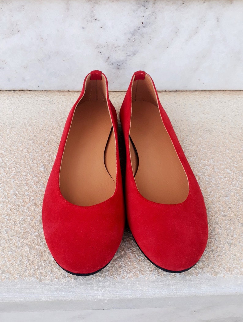 Women's Bright Red Flat Shoes, Leather Rounding Toe Shoes, Slip-on Comfy And Attractive Ballet Pumps, Red Suede Ballerinas, Daily Wear Shoes image 6