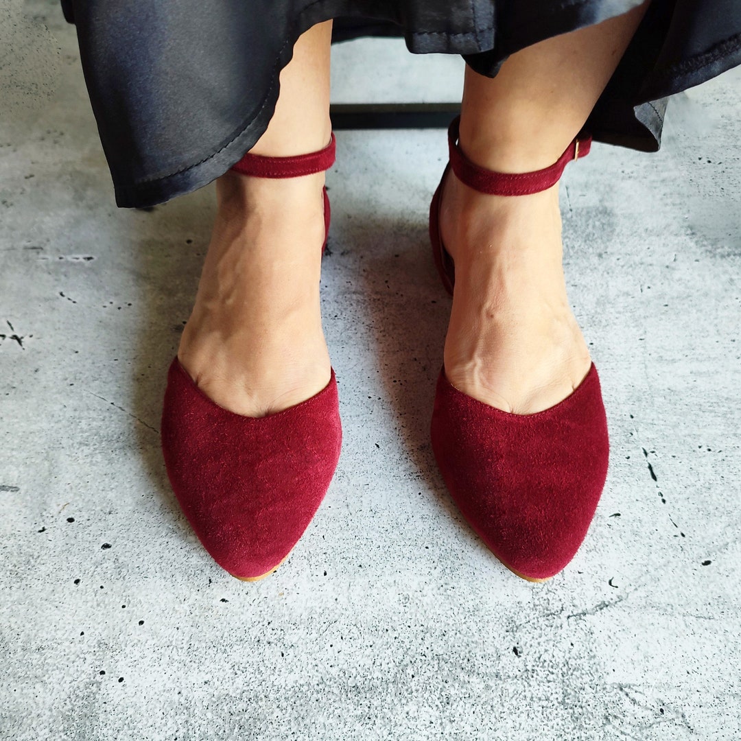 Bailarinas de ante burdeos para mujer, zapatos de tacón bajo con tira en el  tobillo, corte en V, bailarinas de punta puntiaguda, sandalias cerradas,