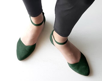 Green Suede Flat Shoes, Ankle Strap Ballerinas Shoes, Hunter Green Leather Color, V Cut, Women's Closed-toe Sandals, Pointy Toe Shoes