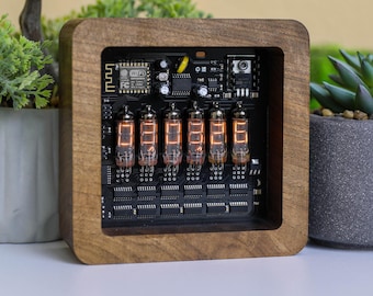 IV-9 Numitron Clock Wi-Fi, RGB, Temperature, Natural Wood