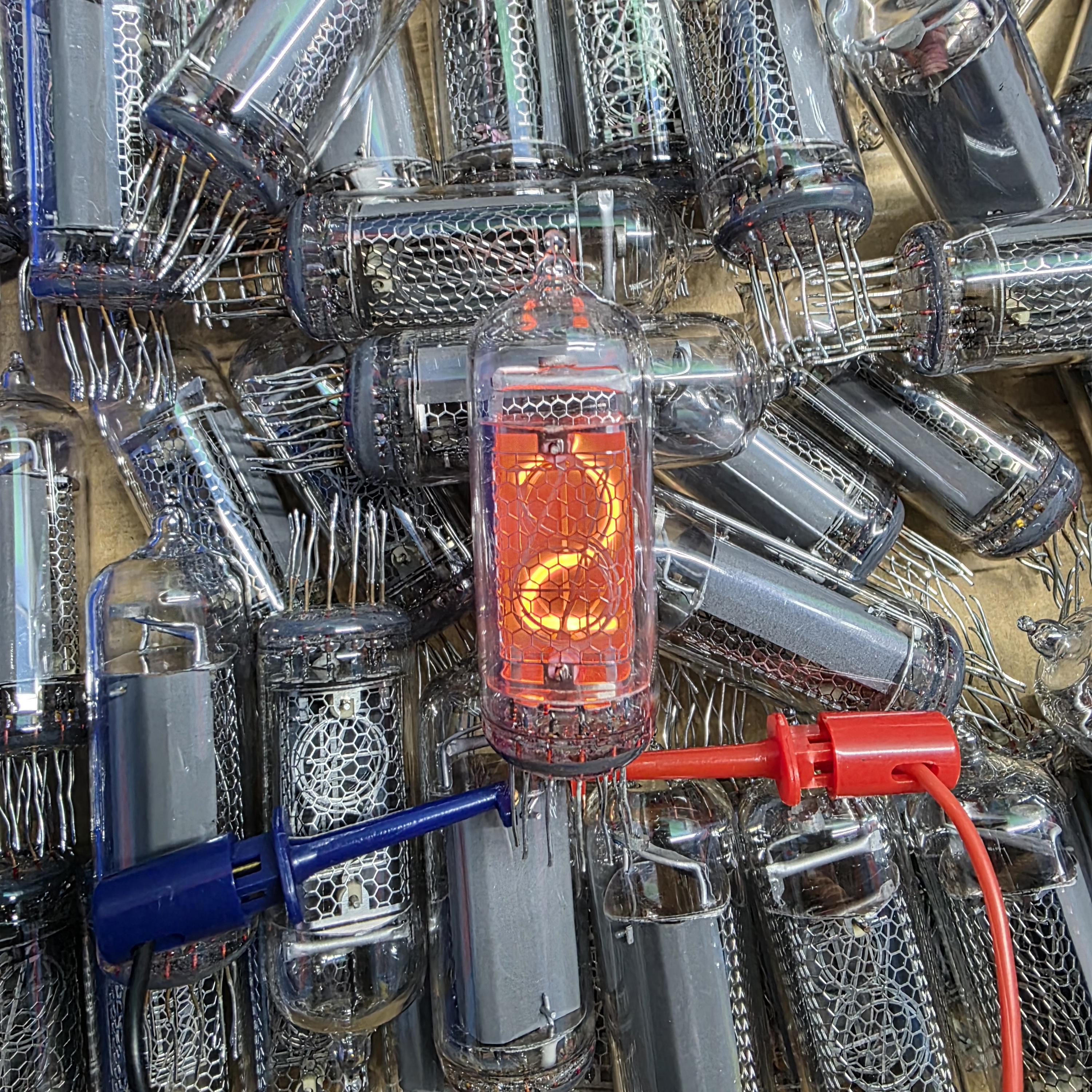 【新品】ニキシー管IN-12A　（4本） ニキシー管 in-1、in-2、in-4、in-8/2、in-12、in-14、in-16、in-17