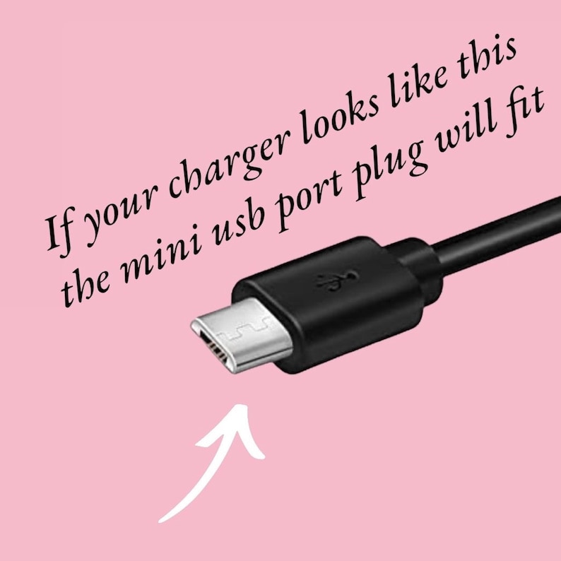 Puede incluir: Primer plano de un conector micro USB negro. El texto de la imagen dice: "Si tu cargador se parece a esto, el enchufe del puerto micro USB encajar&aacute;"
