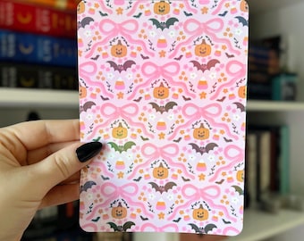 Rosa Halloween Kindle Einsatz | Fledermaus Schleife Candy Corn Kürbis Druck | Kokette gruselige Kindle Kobo Hülle | Girly Goth Dekor