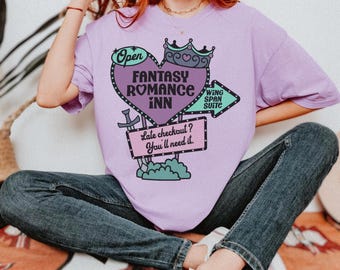 Fantasy Romance Comfort Colors | Book Lover Shirt | Unisex Shirt | Shirt for Readers | Bookish T-Shirt | T-Shirt for Book Lover