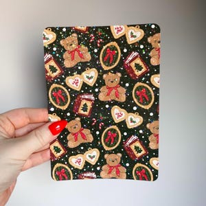 Nostalgic Christmas Teddy Bear Kindle Insert | Cozy Holiday Bookish Glitter Case Insert for Ereaders