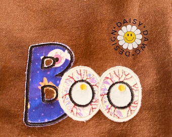 Geborduurde Halloween-hondenhoodie: glinsterend BOO-huisdierkostuum (maat S)