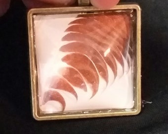 Pendant bronze